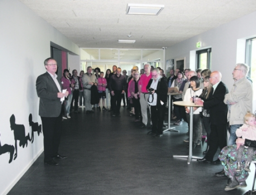 Stor ros til kunstudsmykning i hallen