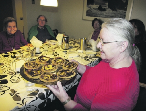 Frivillige uddelte øretæver