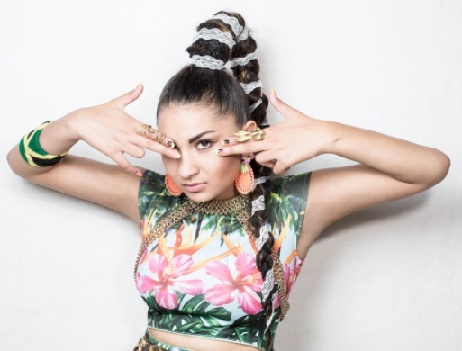 Humørbombe og hitmaskine