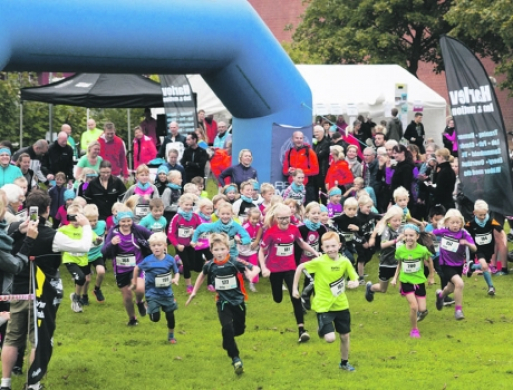 266 løbere gav 4500 kroner til Hospitalsklovnene