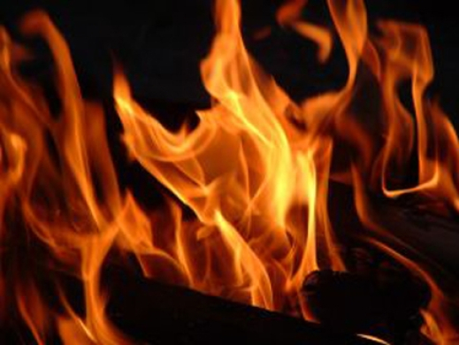 Forbrændt ved ethanol-påfyldning af ovn