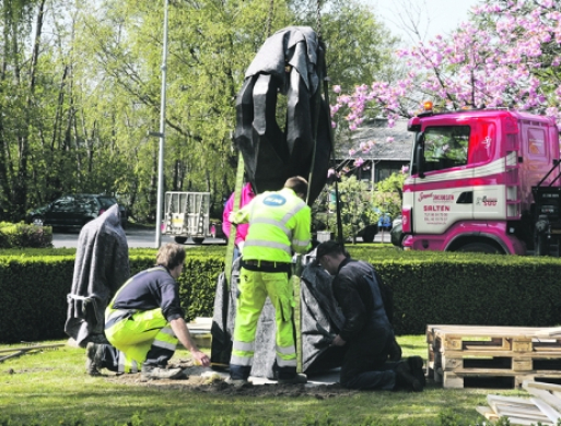 Kongeligt kunstværk på Søndergade