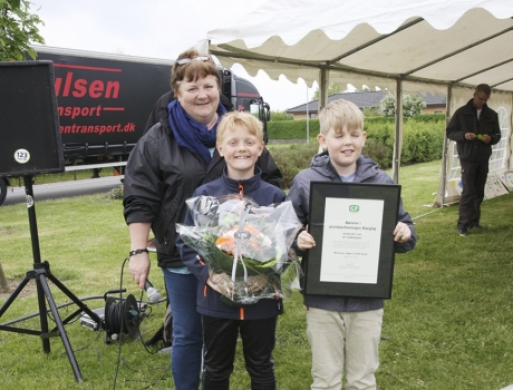 Låsby-børn belønnet med trafikpris