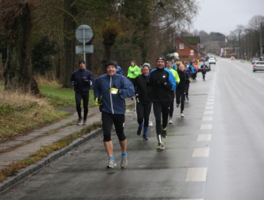 Champagnegalop 2014 giver over  80.000 kroner til hospitalsklovnene