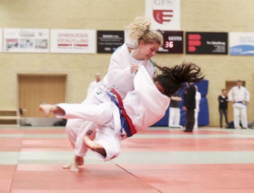 Masser af medaljer til SSIF i Galten-hallen