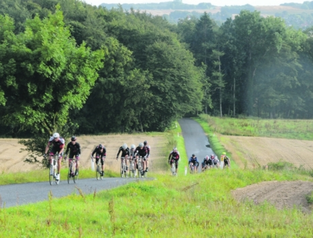 Regnen udfordrede rytterne i Det Østjyske Bakkeløb