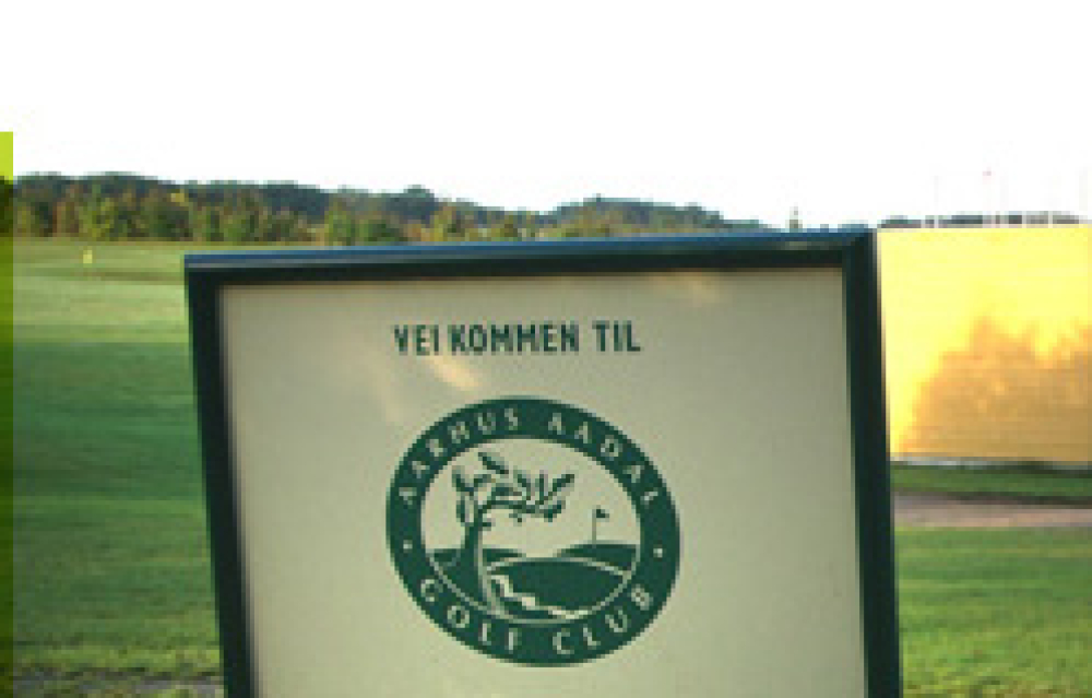 Flere huller i golfklubben