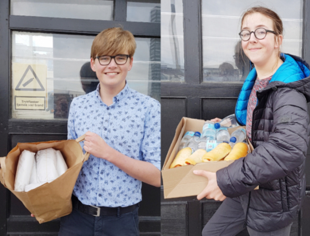 Unge fra Galten gav sandwiches og vand til hjemløse