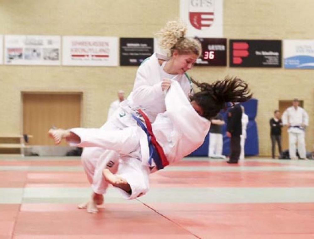 Masser af medaljer til SSIF i Galten-hallen