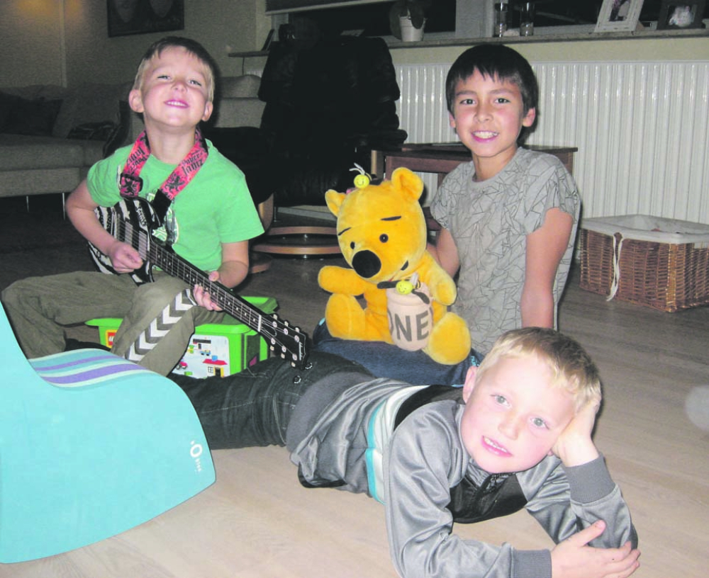 Skovby-drenge arrangerer loppemarked lørdag